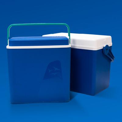 CONTAINER WITH COOLING LIQUID