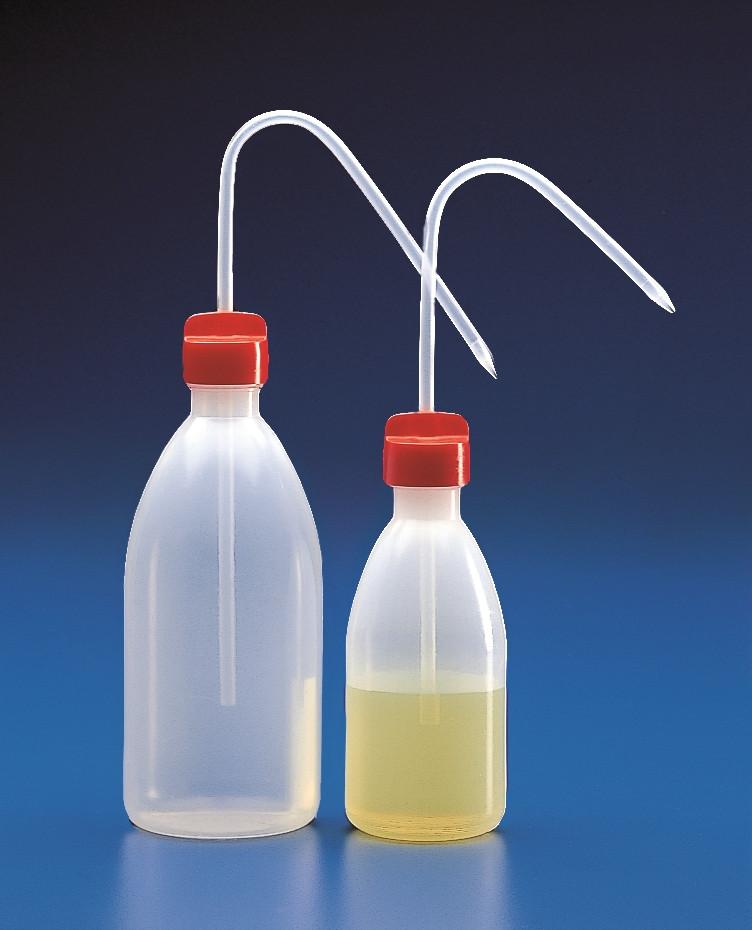 Прскалка пластична за испирање 1000ml Kartell