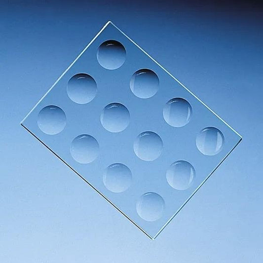 Spotting tile, soda-lime glass
130x100x 6 mm, 12 cavities dia. 20-22 mm