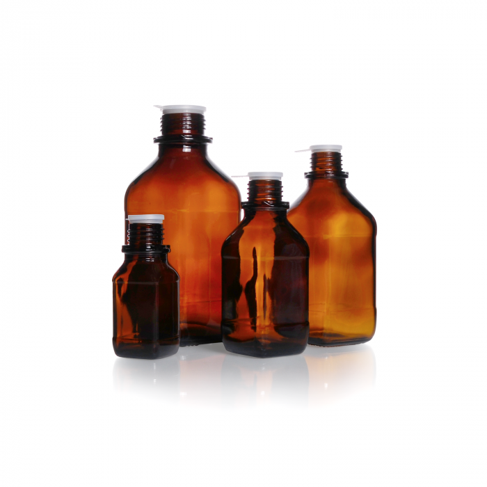Square bottle, narrow neck, amber, 250 ml, with dust cap <(>&<)> pouring ring,